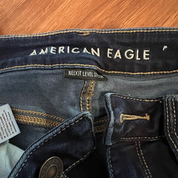 Jeans - Picture 1 of 4